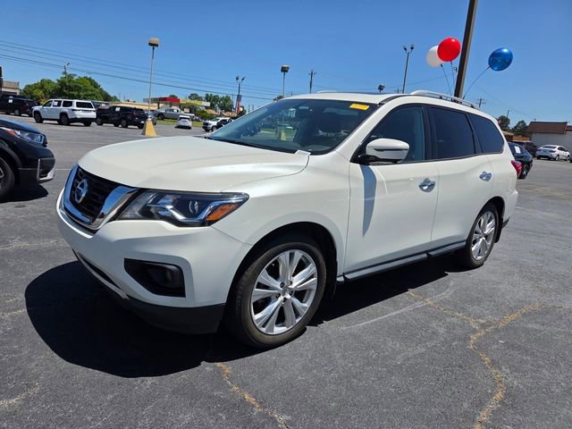 Used 2018 Nissan Pathfinder SL w/ SL Premium Package FWD image 3