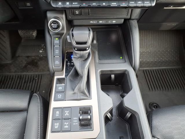 Used 2025 Toyota Land Cruiser w/ Premium Package image 19