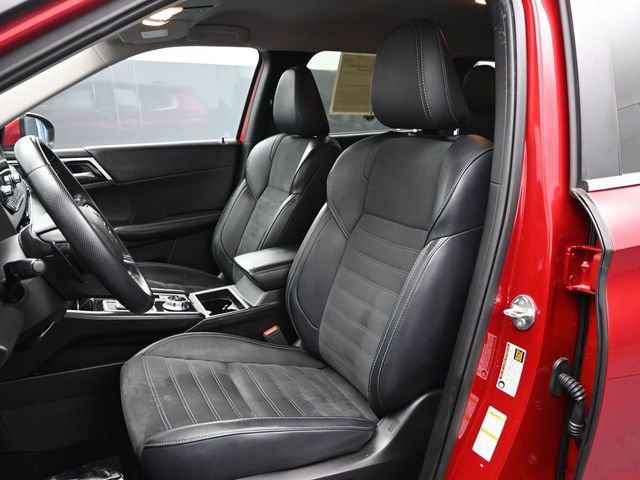 Used 2024 Mitsubishi Outlander SE FWD image 10