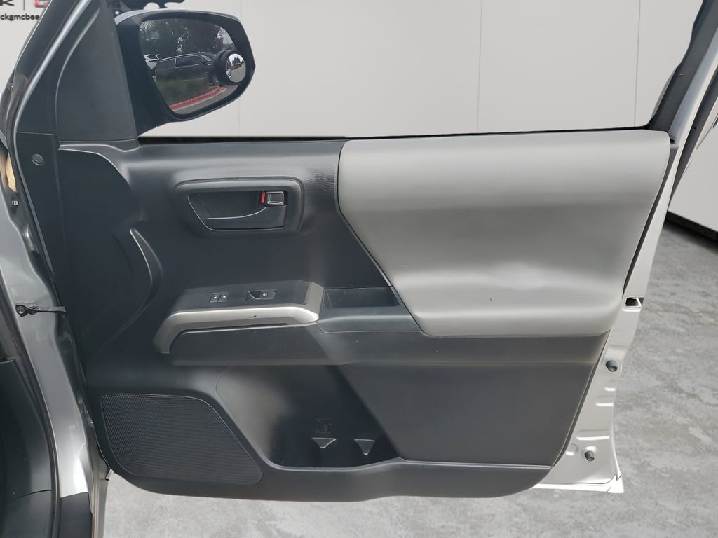 Used 2021 Toyota Tacoma SR5 image 13