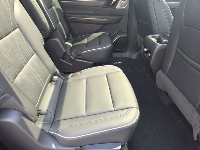 New 2026 Buick Enclave Avenir w/ Super Cruise Package FWD image 32