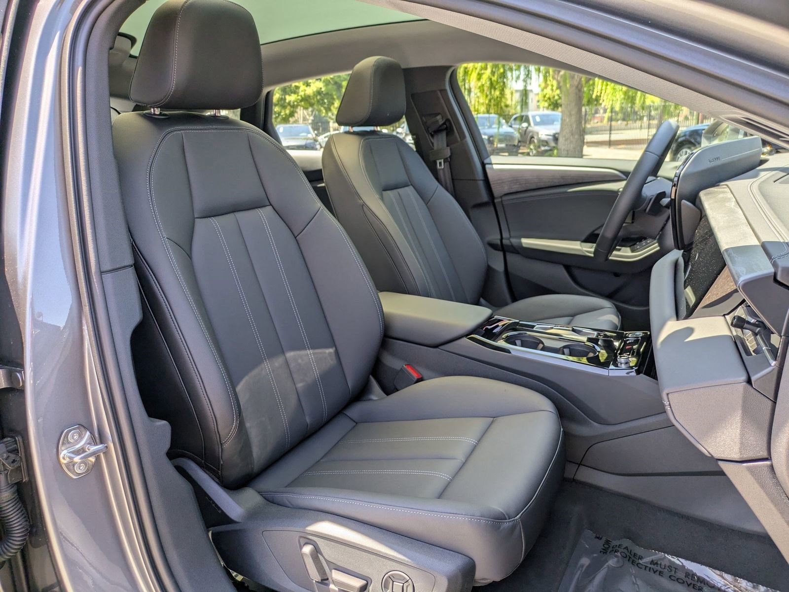 New 2025 Audi A6 e-tron Premium AWD/4WD image 10