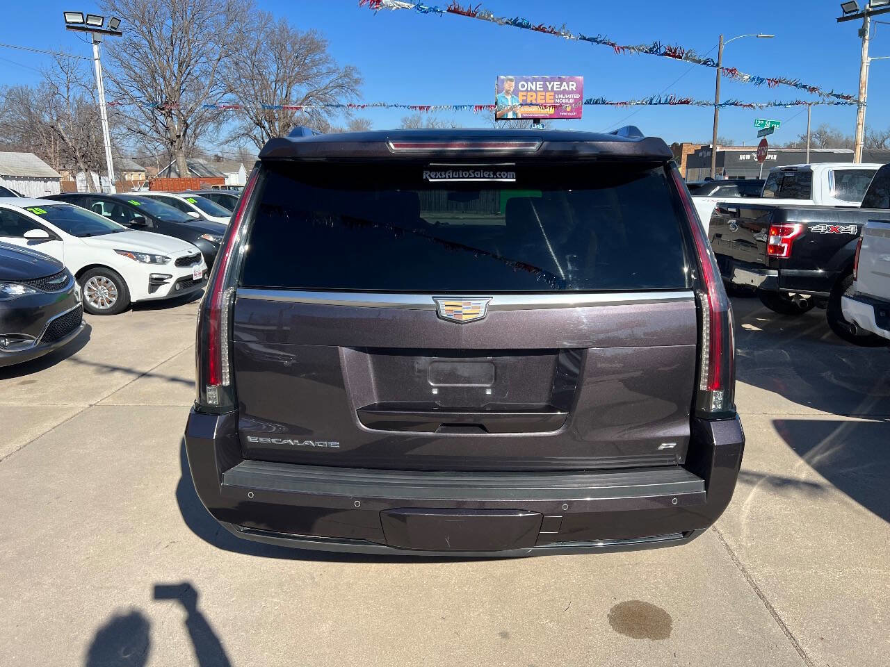 Used 2015 Cadillac Escalade ESV Platinum AWD/4WD image 6
