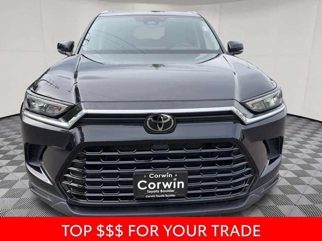 Used 2025 Toyota Grand Highlander AWD image 2