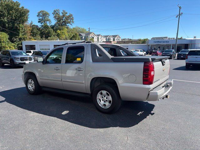 Used 2007 Chevrolet Avalanche LT AWD/4WD image 9