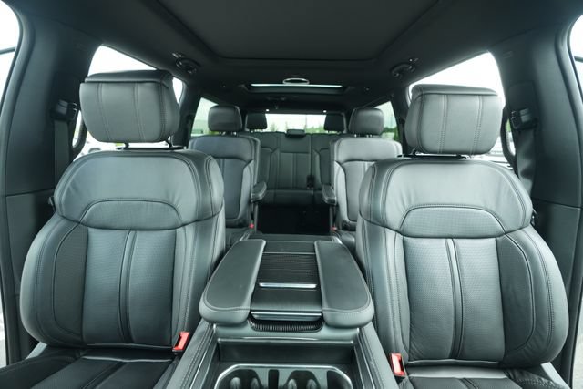 New 2026 Jeep Grand Wagoneer L Summit AWD/4WD image 43