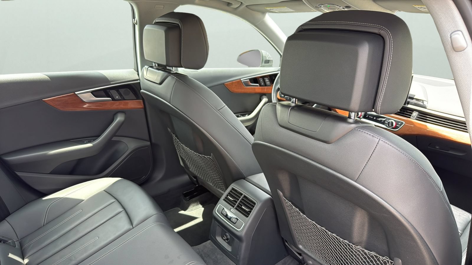 Used 2020 Audi A4 2.0T Premium w/ Convenience Package FWD image 27