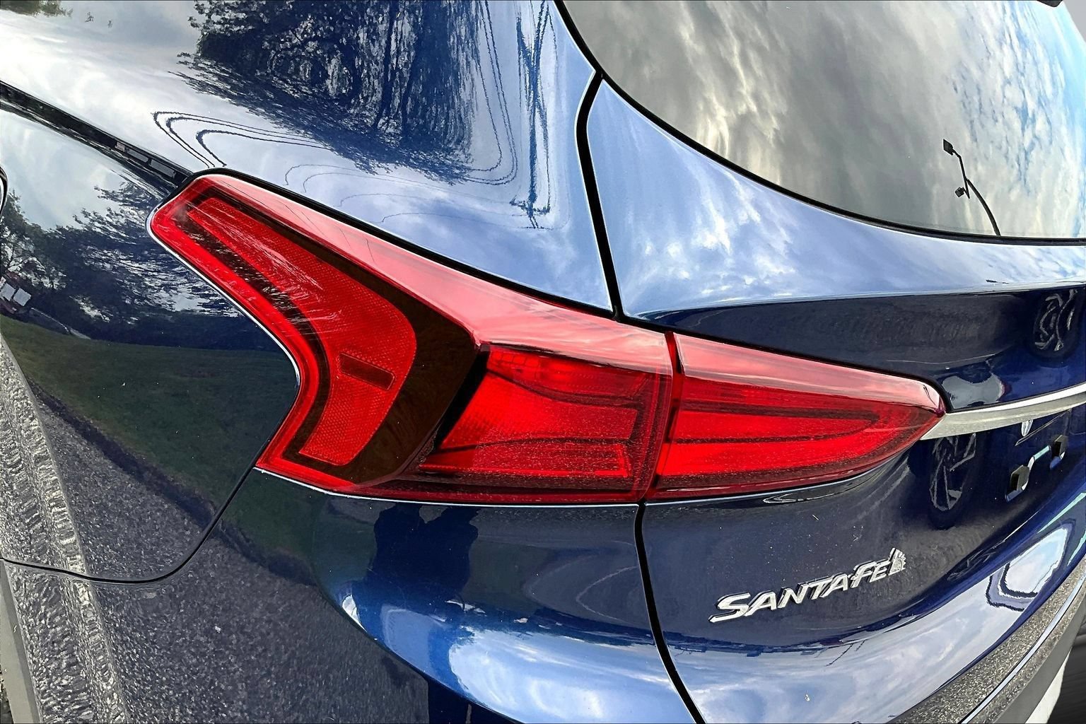 Used 2019 Hyundai Santa Fe SE FWD image 21