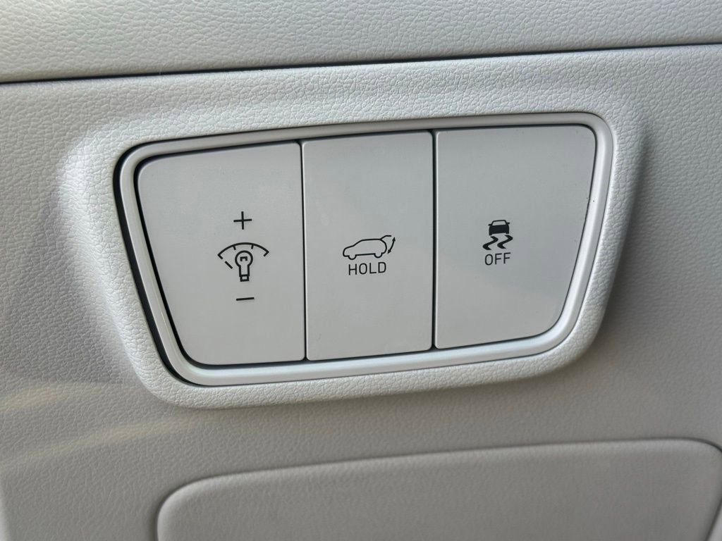 Used 2024 Hyundai Tucson Limited image 32