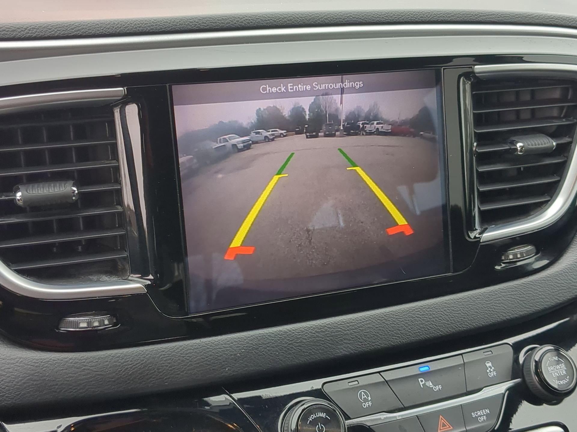 Used 2018 Chrysler Pacifica Touring-L w/ S Appearance Package image 17