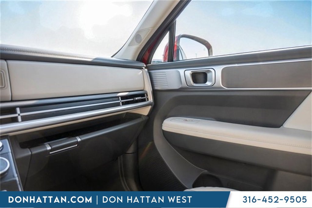 Used 2024 Hyundai Santa Fe SEL image 14