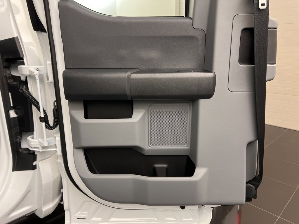 New 2026 Ford F350 XL w/ XL Chrome Package image 27