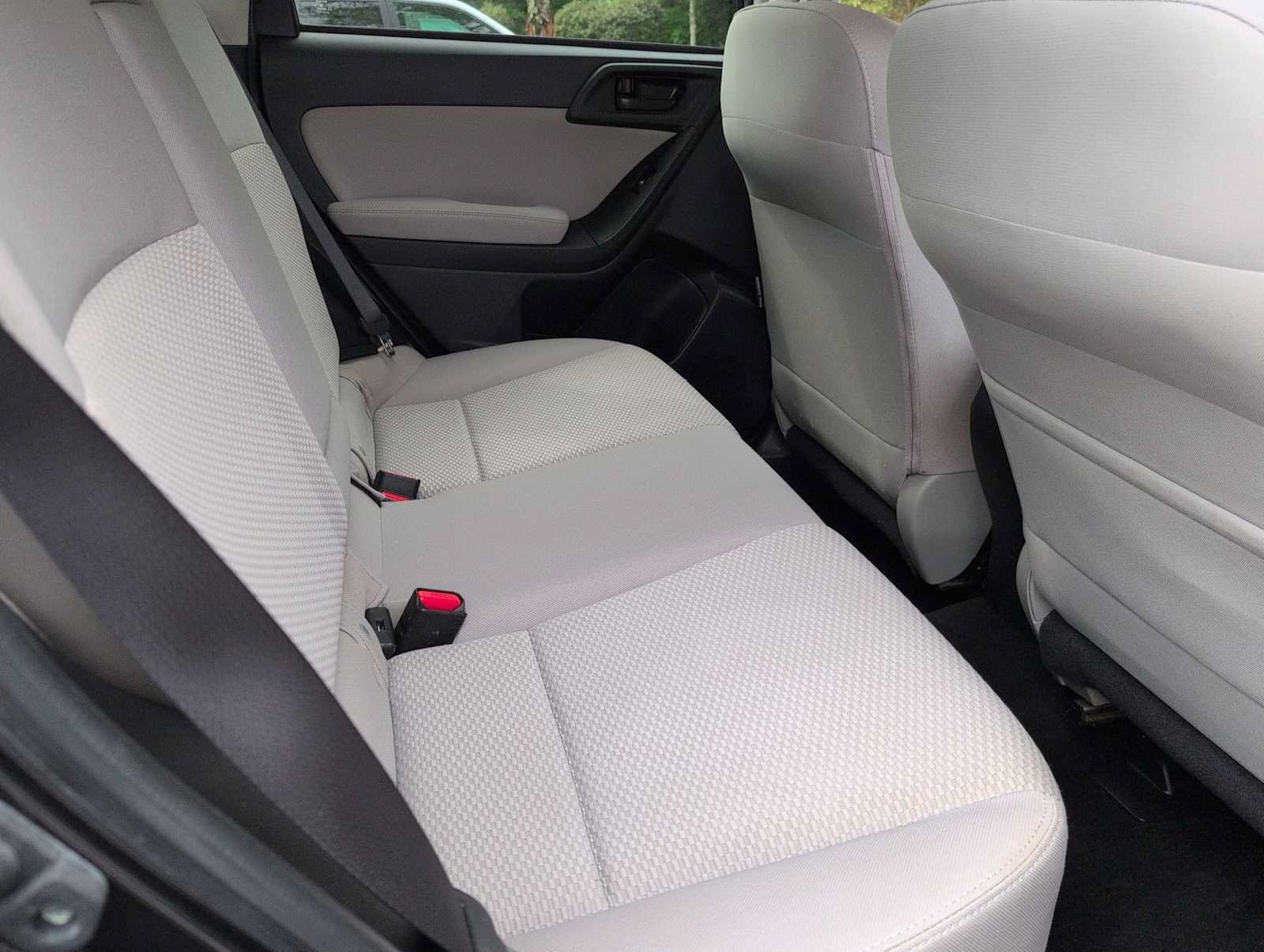 Used 2015 Subaru Forester 2.5i Premium w/ Protection Package #1 AWD/4WD image 20