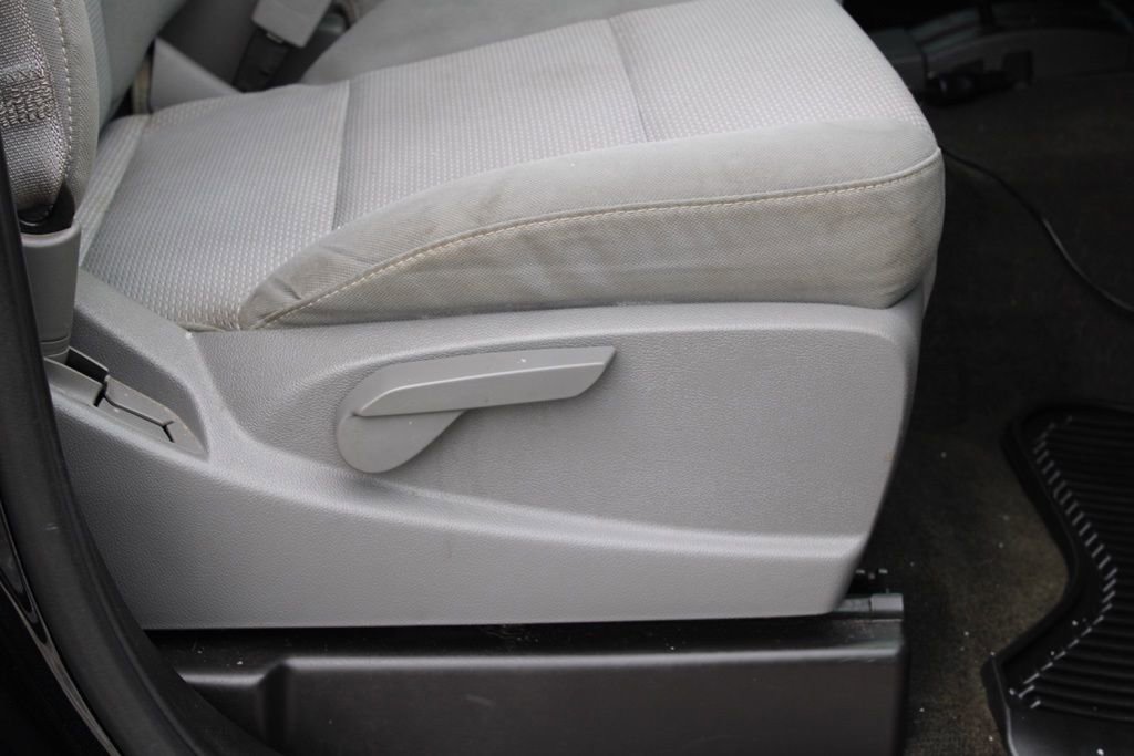 Used 2016 Chevrolet Silverado 1500 Custom w/ Custom Convenience Package image 20