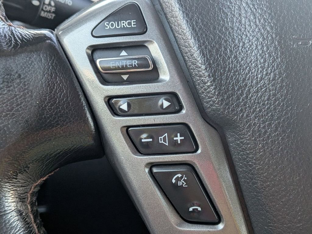 Used 2018 Nissan Titan Platinum Reserve AWD/4WD image 20