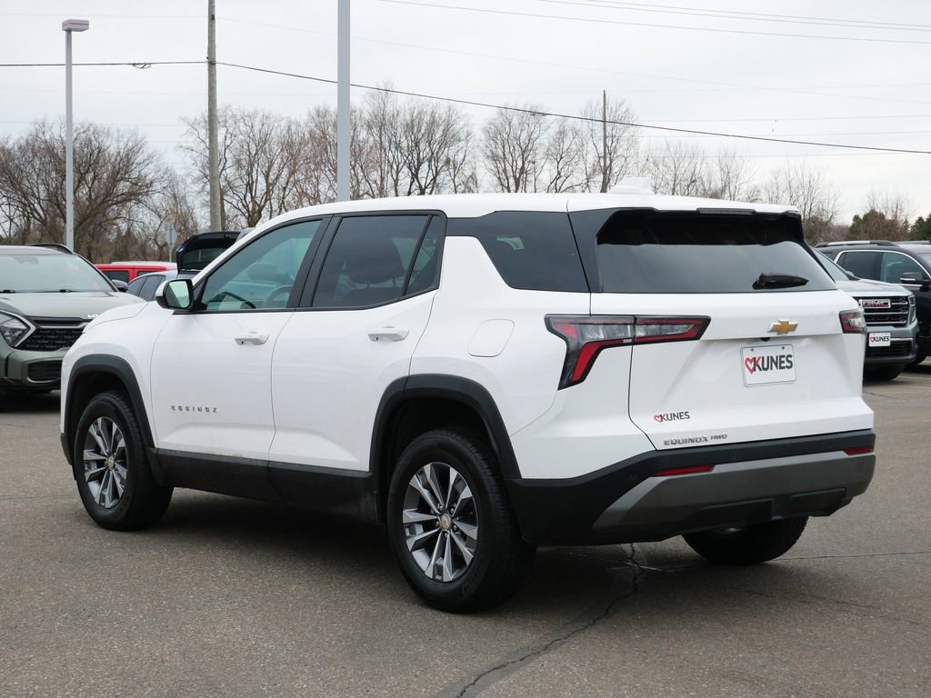 Used 2025 Chevrolet Equinox LT AWD/4WD image 7