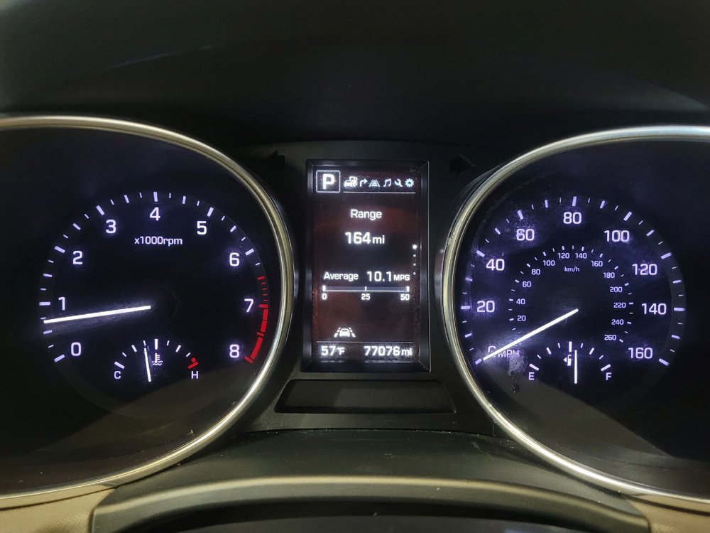 Used 2019 Hyundai Santa Fe XL AWD/4WD image 23