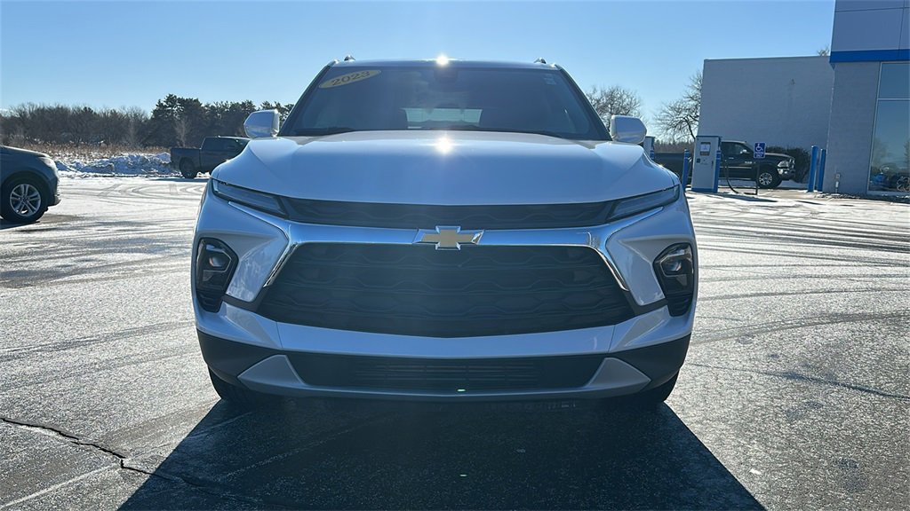 Used 2023 Chevrolet Blazer LT w/ Convenience Package image 2