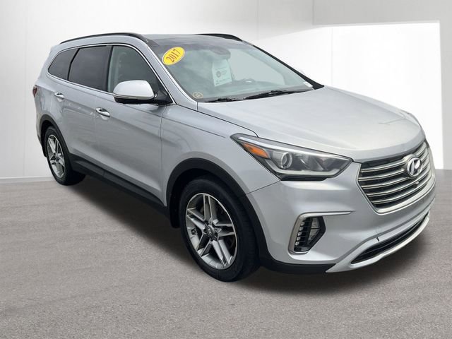 Used 2017 Hyundai Santa Fe SE image 3