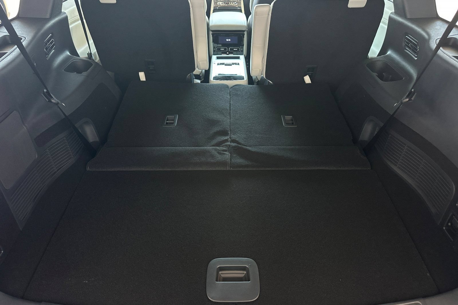 New 2026 Lincoln Aviator Black Label w/ Black Label Special Edition AWD/4WD image 15