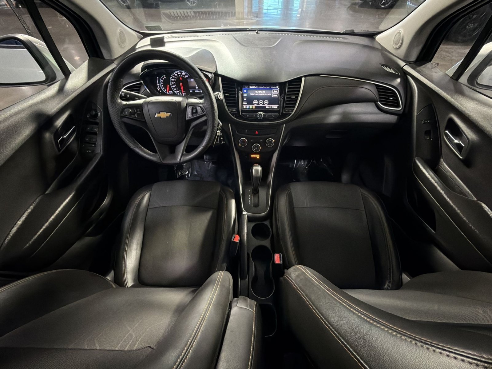 Used 2021 Chevrolet Trax LT AWD/4WD image 33