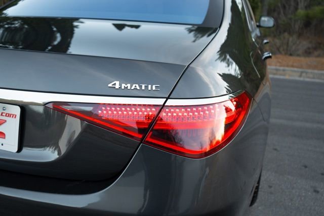 Used 2021 Mercedes-Benz S 580 4MATIC Sedan w/ AMG Line image 17