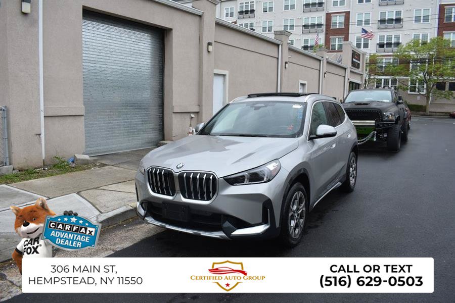 Used 2025 BMW X1 xDrive28i AWD/4WD image 2