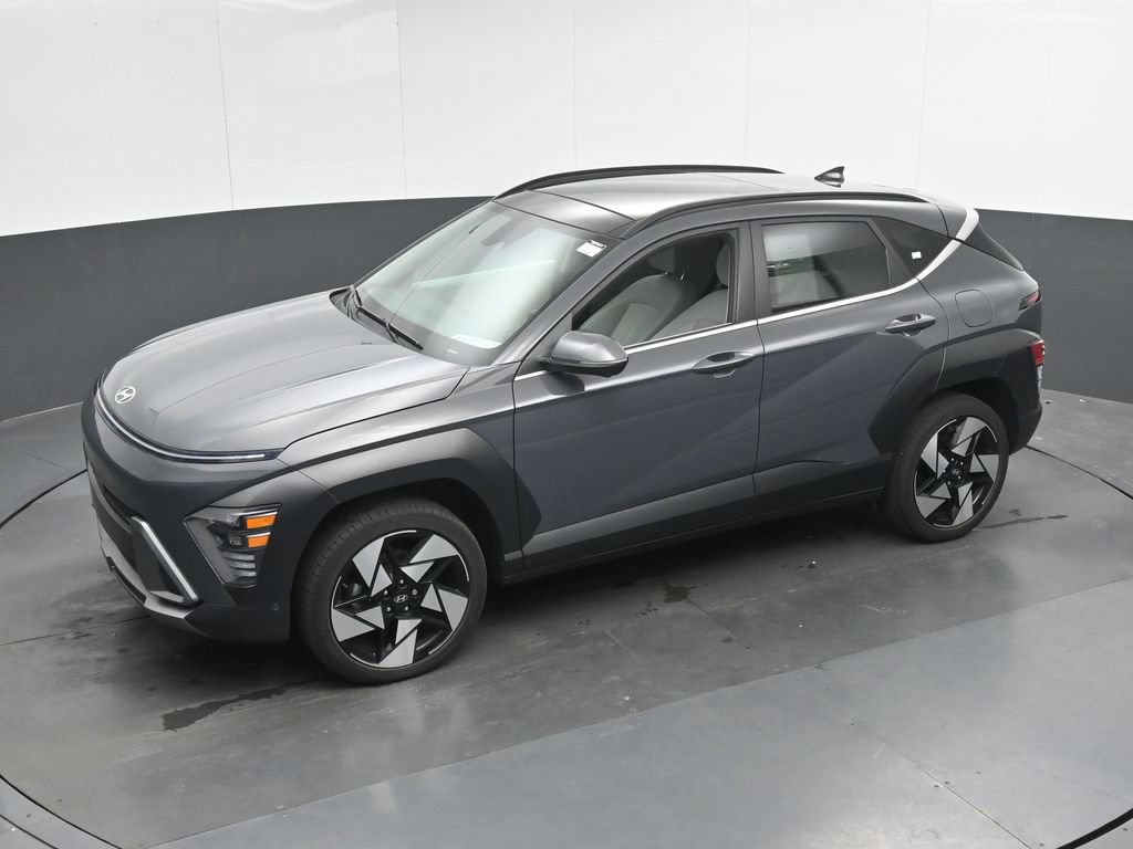 Certified 2025 Hyundai Kona Limited AWD/4WD image 35