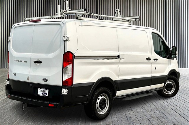 Used 2018 Ford Transit 250 130 Low Roof image 2