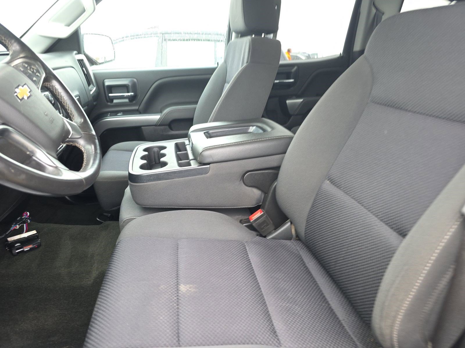 Used 2018 Chevrolet Silverado 1500 LT w/ All Star Edition AWD/4WD image 8