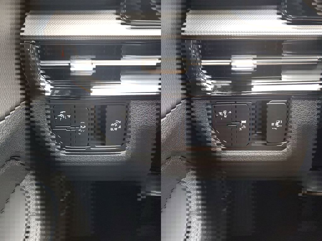 New 2026 Kia Sportage LX w/ LX Convenience Package image 24