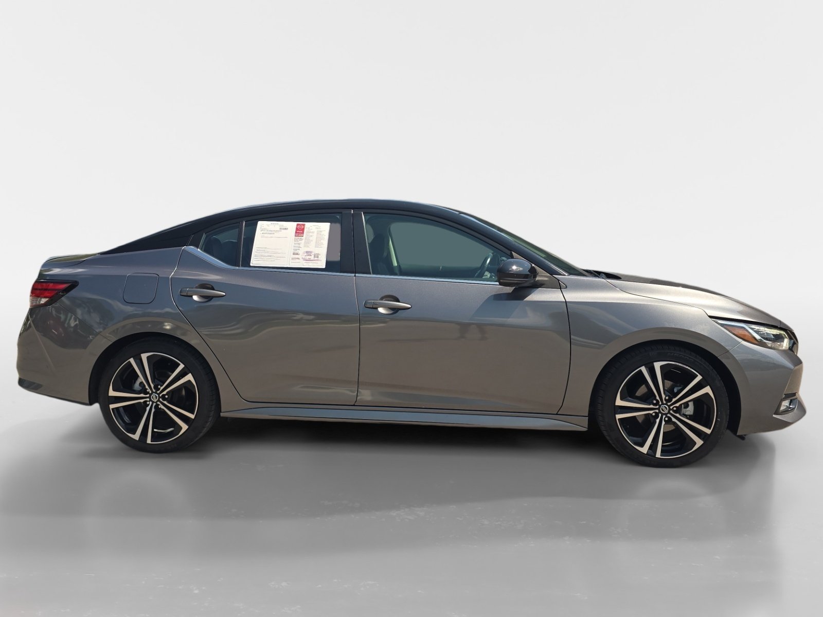 Used 2021 Nissan Sentra SR w/ SR Premium Package FWD image 7