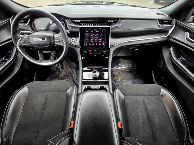 Certified 2023 Jeep Grand Cherokee L Laredo image 9