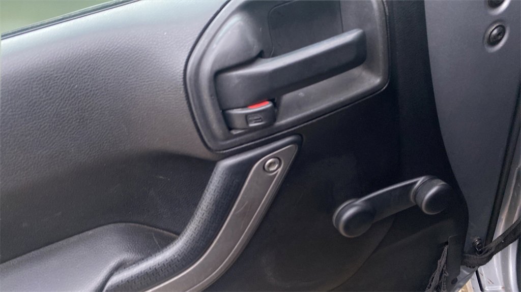 Used 2013 Jeep Wrangler Sport image 15