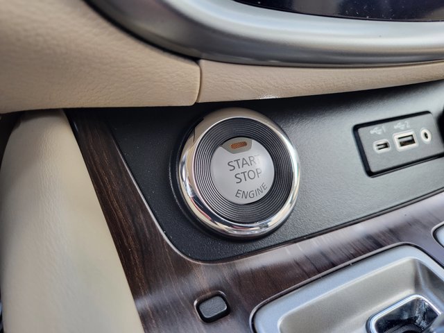 Certified 2024 Nissan Murano Platinum w/ Cargo Package AWD/4WD image 16