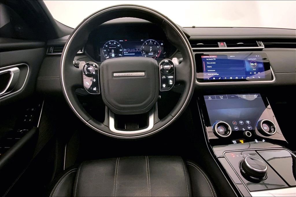 Used 2018 Land Rover Range Rover Velar R-Dynamic HSE image 4