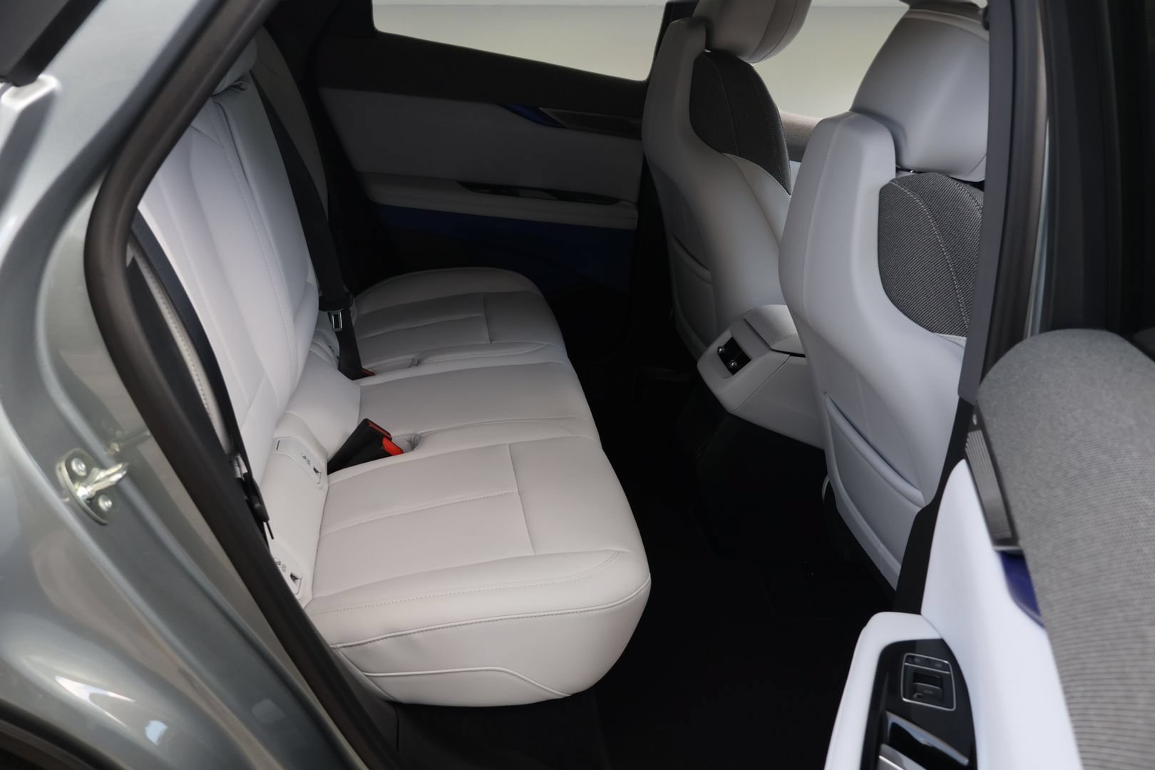 New 2026 Cadillac Optiq Luxury 1 RWD image 18