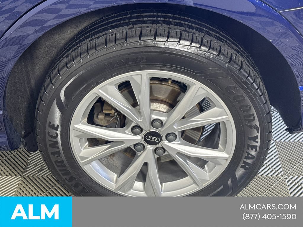 Used 2024 Audi Q3 2.0T Premium AWD/4WD image 23