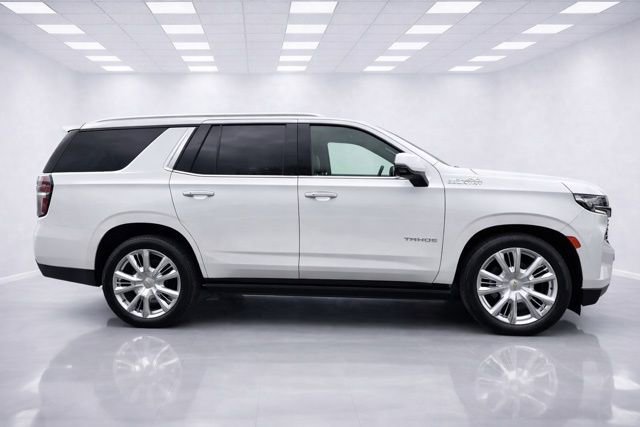 Used 2023 Chevrolet Tahoe High Country image 3