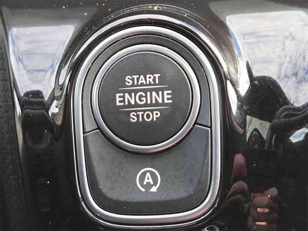 Used 2023 Mercedes-Benz CLA 250 4MATIC image 31