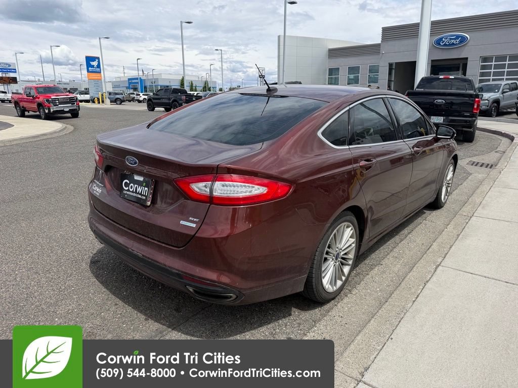 Used 2015 Ford Fusion SE w/ Equipment Group 202A FWD image 12