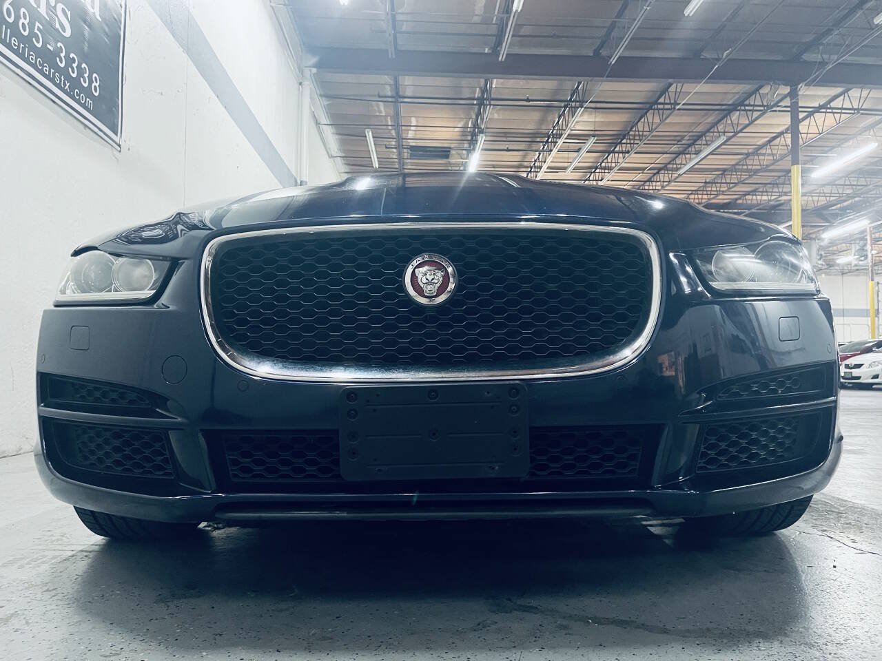 Used 2017 Jaguar XE Prestige AWD/4WD image 8