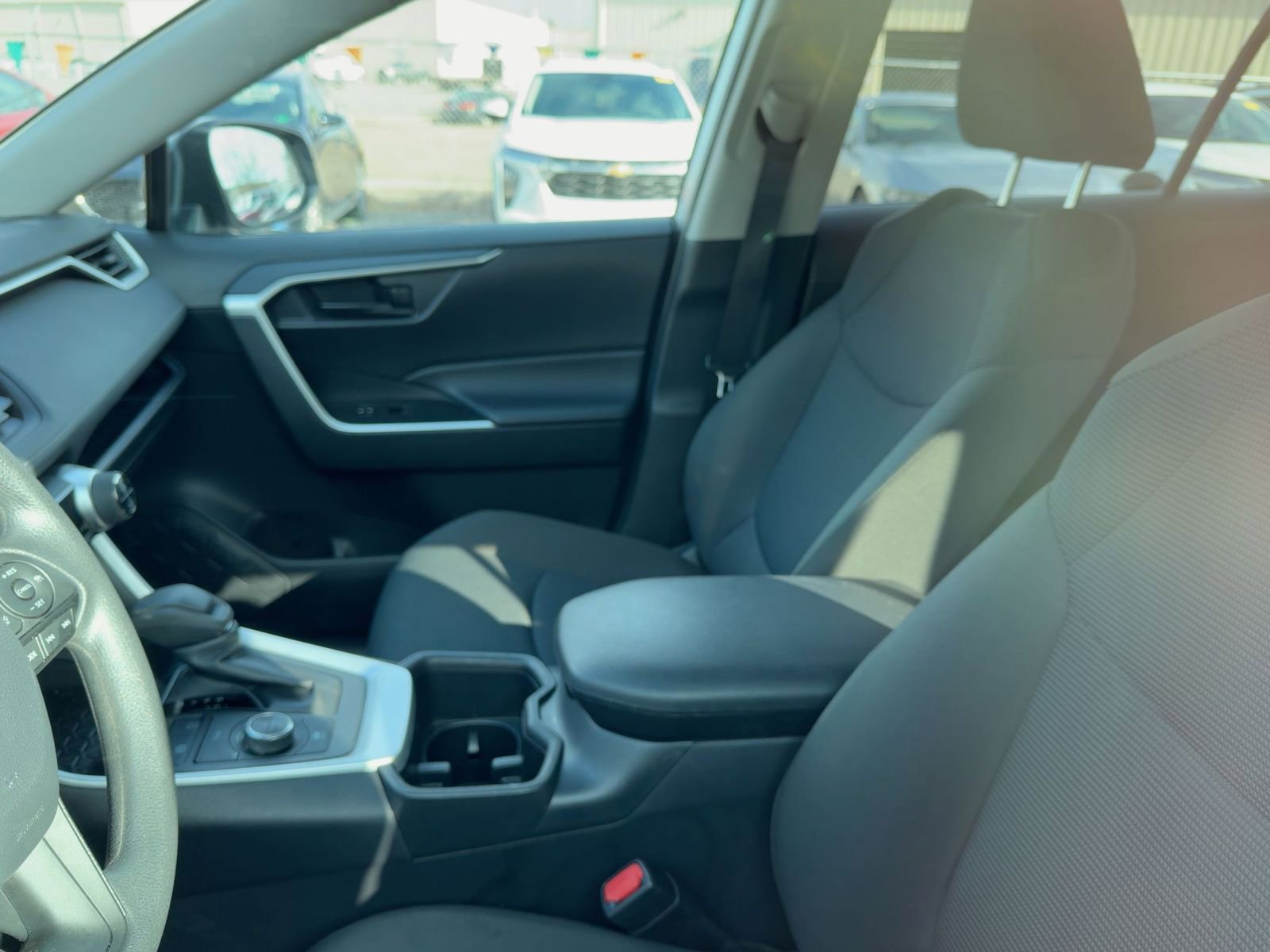 Used 2025 Toyota RAV4 LE image 7