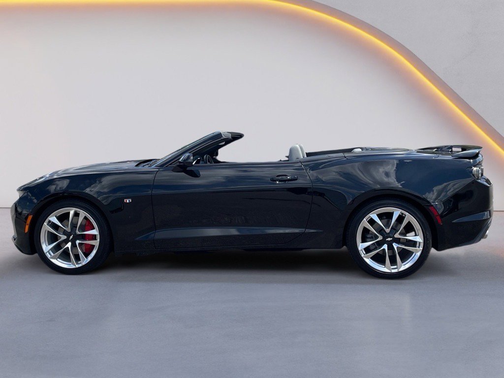 Used 2022 Chevrolet Camaro LT w/ RS Package RWD image 4