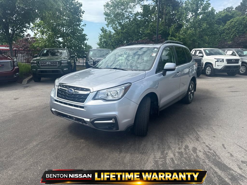 Used 2017 Subaru Forester 2.5i Premium AWD/4WD image 4