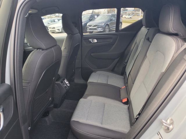 Certified 2026 Volvo XC40 B5 Core w/ Climate Package AWD/4WD image 26