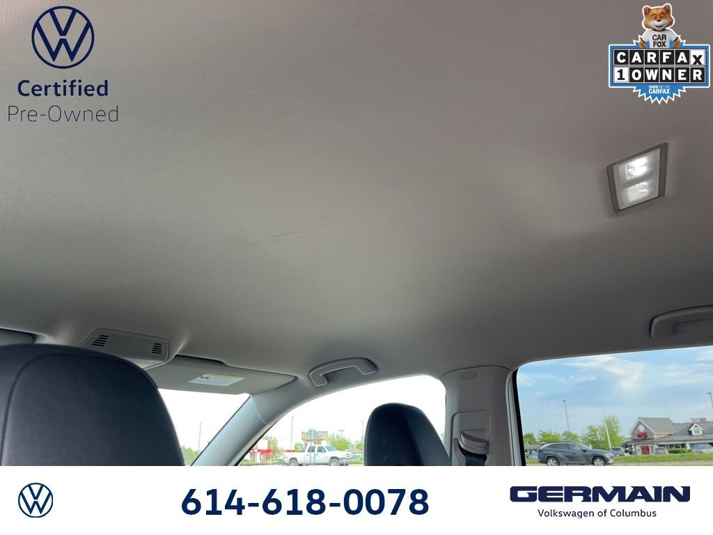 Used 2025 Volkswagen Atlas SE FWD image 21