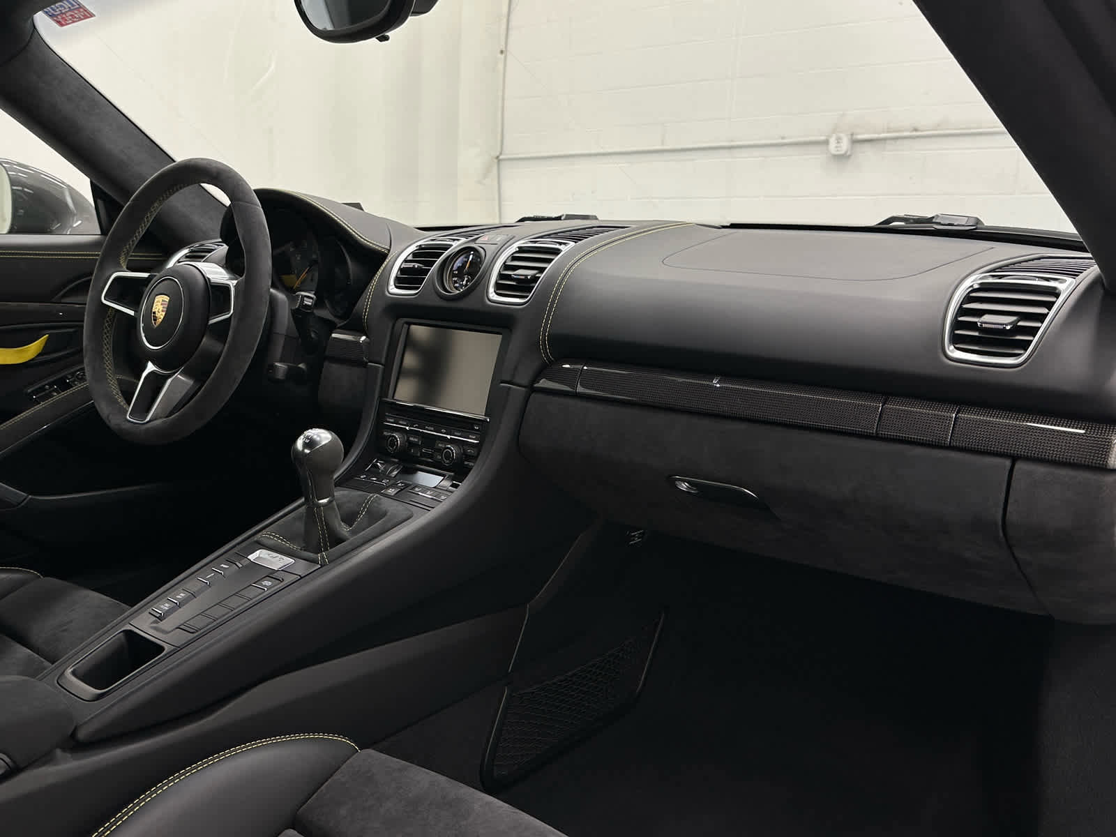 Used 2016 Porsche Cayman GT4 RWD image 13