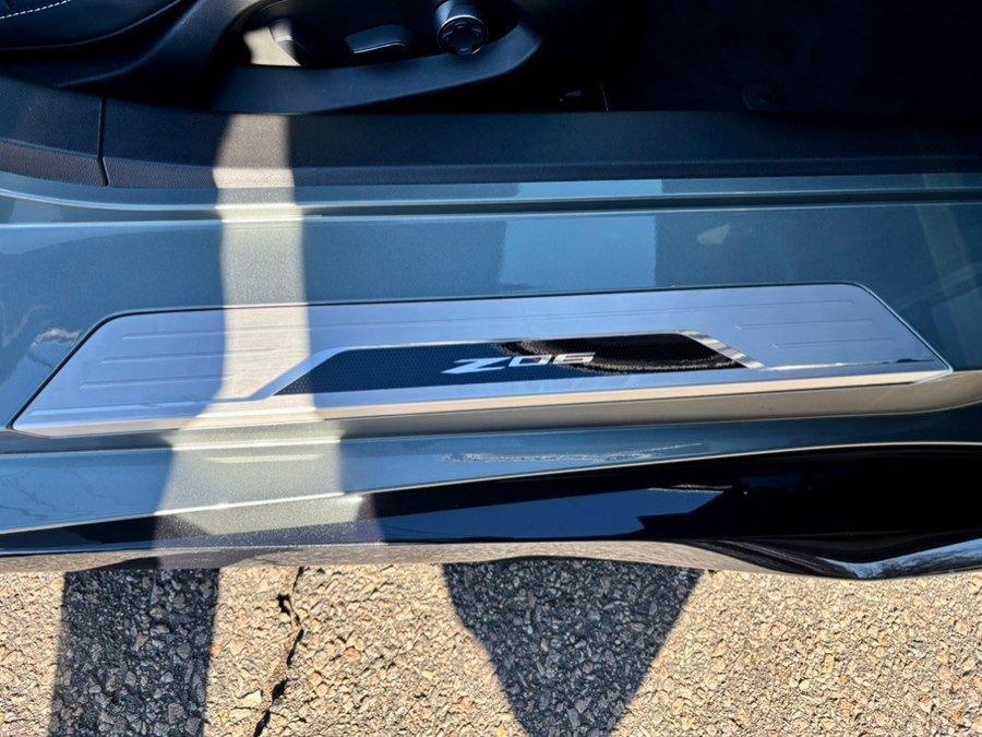 Used 2024 Chevrolet Corvette Z06 w/ Z07 Performance Package image 31