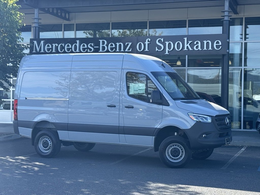 New 2025 Mercedes-Benz Sprinter 2500 image 1